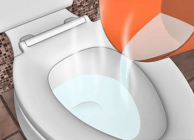 bồn cầu ngồi xổm bị nghẹt