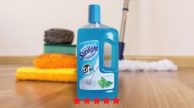 Sử dụng nước lau s&agrave;n