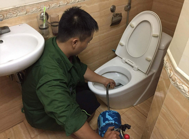 công ty thông bồn cầu quận 10 Toàn Phát uy tín hàng đầu quận 10
