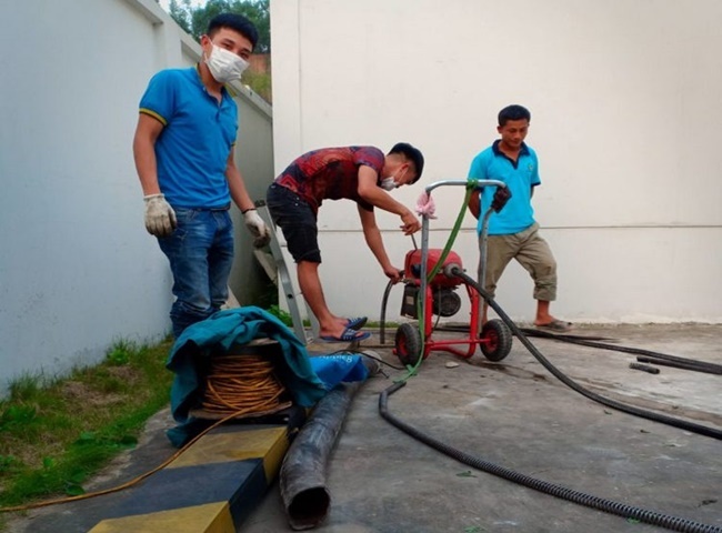 Th&ocirc;ng cống nghẹt quận 3 Tiến Ph&aacute;t uy t&iacute;n