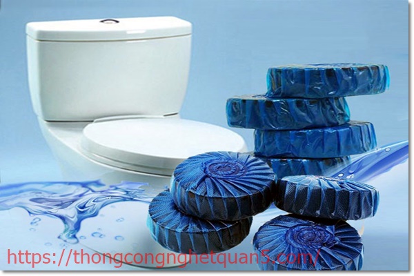 vi&ecirc;n tẩy bồn cầu