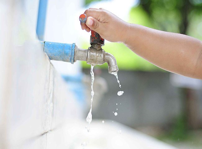Dấu hiệu để nhận biết v&ograve;i nước bị r&ograve; rỉ